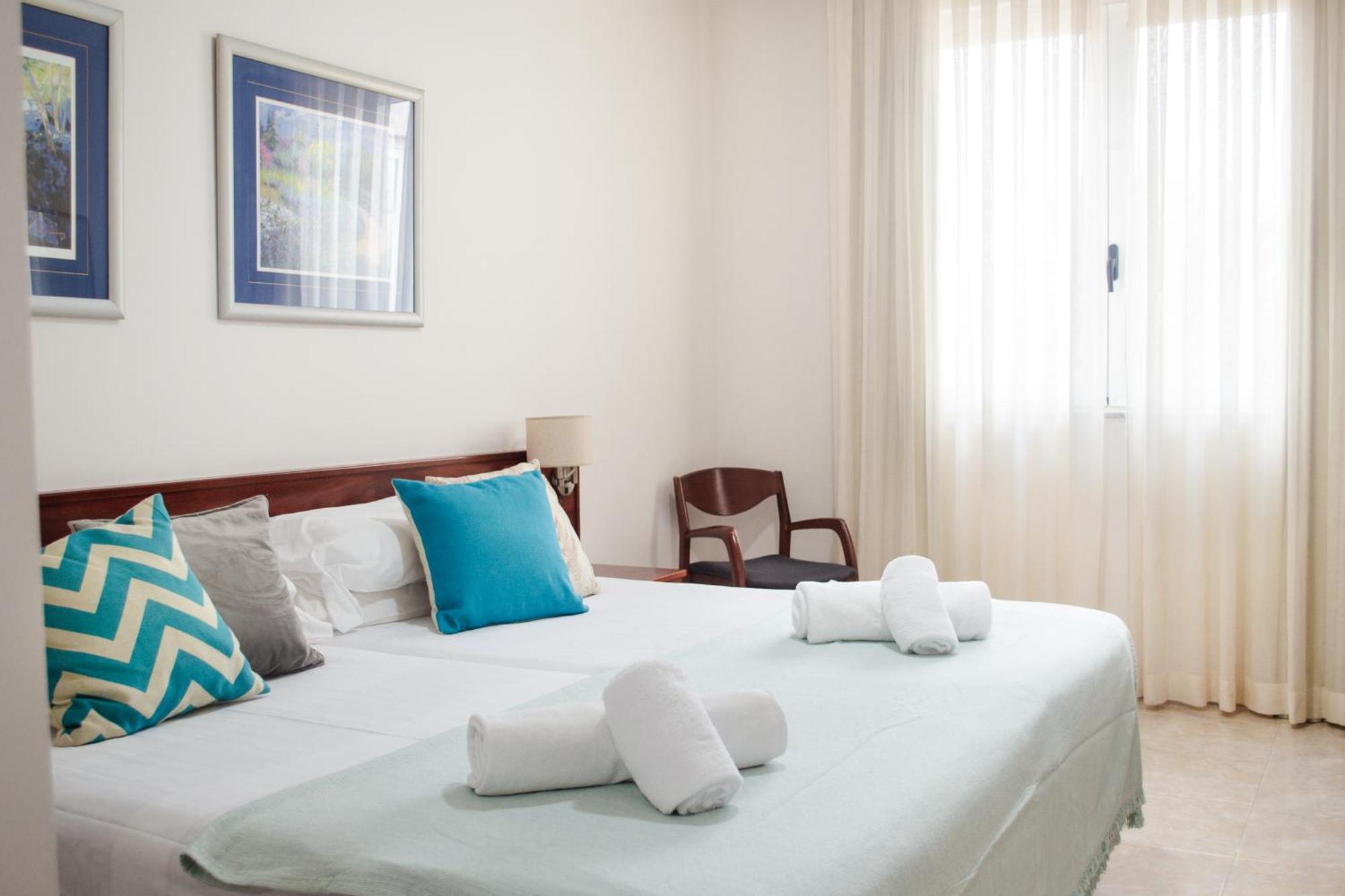 Checkin Valencia Ciscar Hotel Picanya Exterior photo